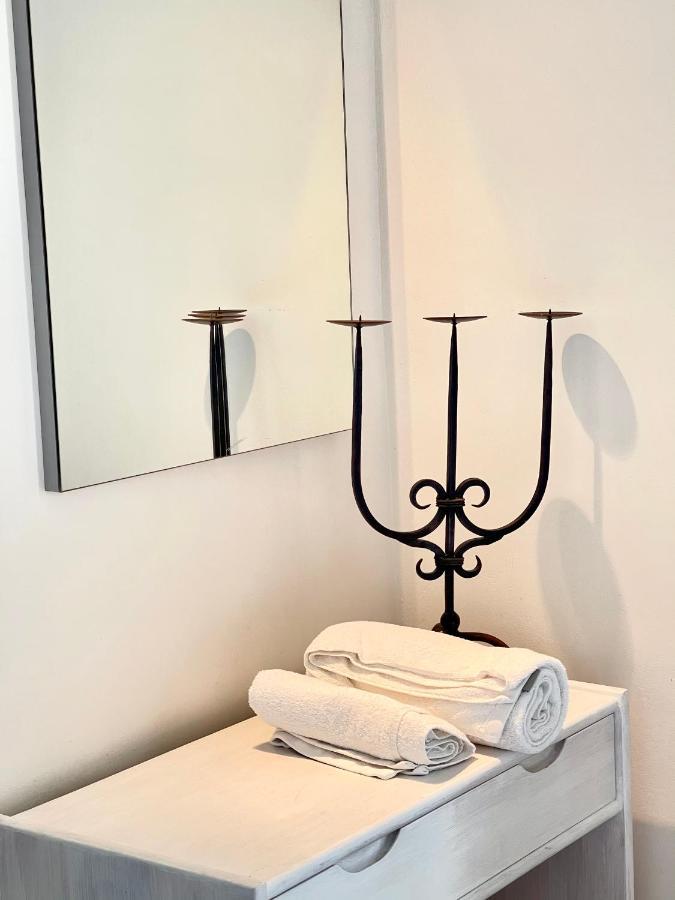 Xenias Rooms Apartments Koróni Kültér fotó